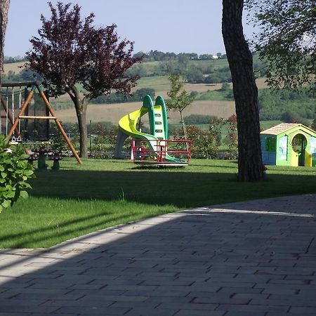 Hotel Ausonia Monte Porzio Exterior photo